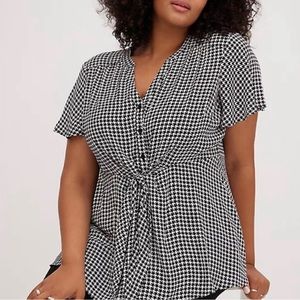 🏖️Torrid baby doll blouse houndstooth - size 3 (3X, 22/24)